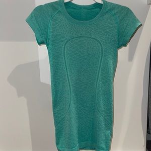 Lululemon Swiftly Tech Short Sleeve
